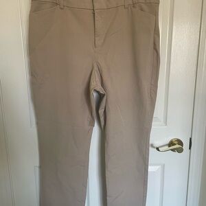 Women’s Khaki / Tan Pants with stretch